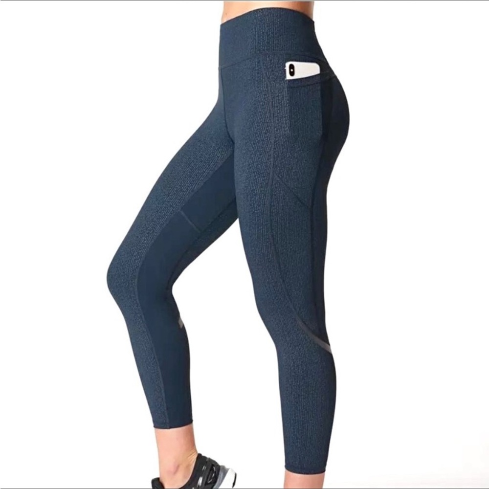 Sweaty Betty NWT The Zero Gravity Leggings 7/8 Length Beetle Blue Glitter Medium